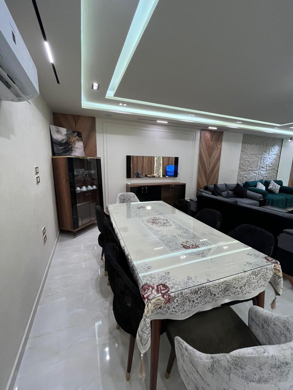 كامله فندقية بابراج مول سيتي سنتر * Cairo